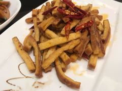 -亢龙太子酒轩(东湖店)