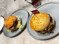 -必胜客(上海新南方商城PH店)