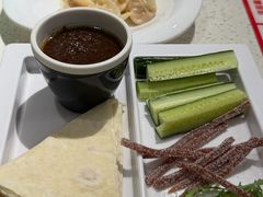 虾仔沫合酱-巧克力渔家.小船海鲜胶东菜(三浴场店)