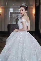 -LOVINA洛维娜婚纱礼服