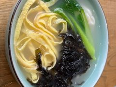 -缸鸭狗(天一广场店)