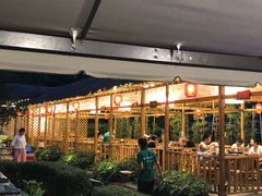 -茅草房·河畔园林火锅