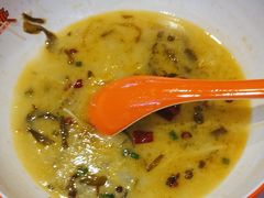 -小六鱼你.下饭酸菜鱼(益田假日广场店)