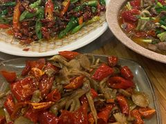 乡村巴骨肉-郑件洋芋饭庄