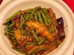 肉酱豆角茄子-利宴中餐厅
