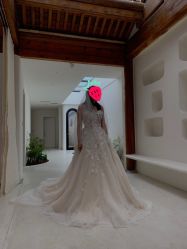 -LaMousse婚纱买手店