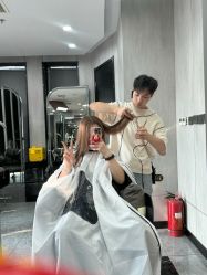 -TOP HAIR SALON