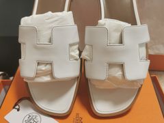 -恒一珠宝·回收黄金钻石奢侈品(灵岩南路店)