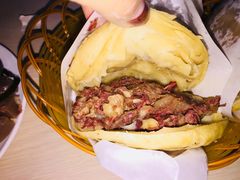 -闫家驴肉老店(华电一校店)