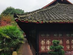 -峨眉山报国寺