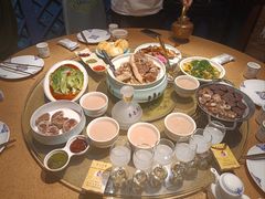 -蒙亨·手把肉·蒙古包文化主题餐厅(天恒广场店)