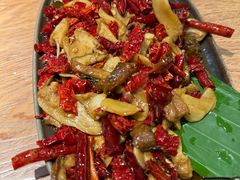 -一朵菌·野生菌探索家火锅(南亚店)