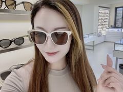 -潘多拉眼镜·蔡司依视路明月(潘家园店)