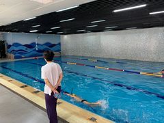 -蓝海豚游泳俱乐部(南京西路店)