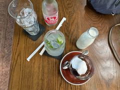 -ROAST coffee & eatery