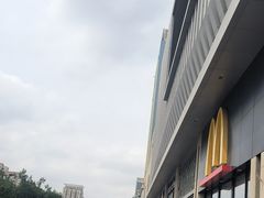 -奎屯友好时尚购物中心