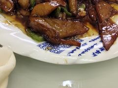 -老码头黑皮肘子锅包肉熏酱水饺(文政街店)