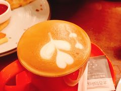 卡布奇诺咖啡-COMMUNE幻师(渔人码头店)
