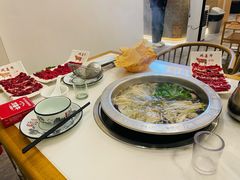 -鸿喜牛·潮汕鲜牛肉火锅(海浪湾店)