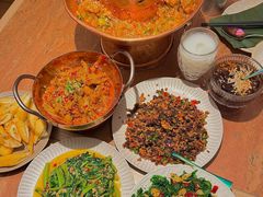 -浩海火燒雲傣家菜(芮欧百货店)