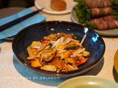 -半山腰·云南菜(侨福芳草地店)