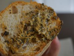 飞鱼籽法棍-Let's Taipei 非常烘焙(太古里店)