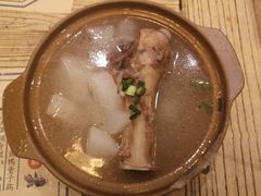 萝卜筒骨煲-卤儿道道(杭州大厦501店)