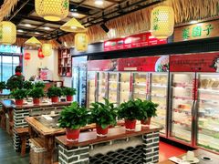 大堂-川麻婆泥锅涮肚·串串火锅(物资学院店)