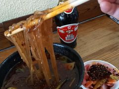 -碗里捞川渝特色面(沙河玖耀里店)