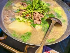 -川流不息·地道川菜·小龙虾(新松江路店)