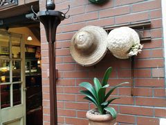 门面-古董花园(思南路42弄小区店)