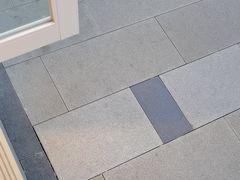 -来伊份(曹安公路三店)