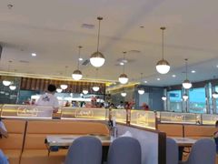 -布罗城堡自助烧烤(鸿通城购物中心店)