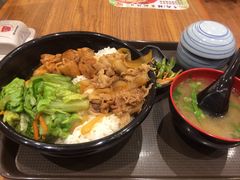 -食其家·牛丼咖喱(金桥太茂店)