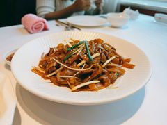 干炒牛河-红顶食府(滨湖九号店)