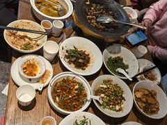 -聚鑫朋酸菜肥肠(文艺路口店)
