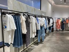 -URBAN REVIVO(西安Momopark店)