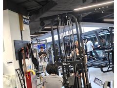-超鹿运动(达信大厦店)