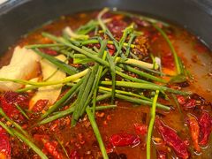 全牛油红汤锅-芈重山老火锅(广州首店)