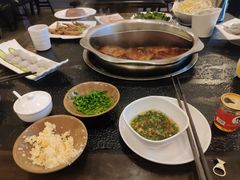 -仁虎老火锅(黄泥磅店)