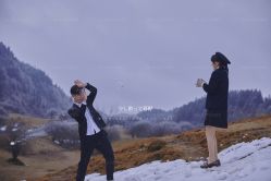 -黑马婚纱摄影