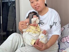-爱的果实月嫂育婴师(世纪东方店)