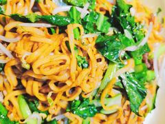 湿炒牛河-胡须佬鸡煲四季火锅(海雅缤纷城店)
