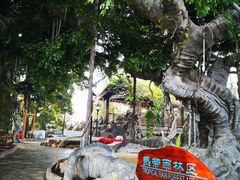 -盛泰恐龙谷温泉