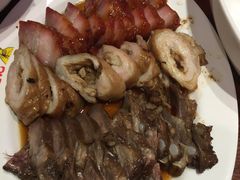 肥又七寸猪俐三拼饭-陈光记烧腊(长寿路店)