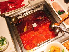 -海底捞火锅鲜切牛肉主题店(长寿路店)