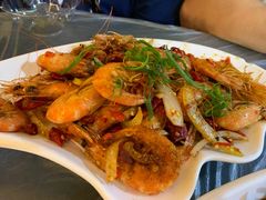 -覃记海鲜美食餐厅