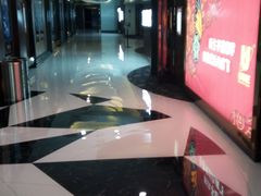 -UME影城宁波镇海店(万科广场中国巨幕店)