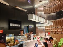 -涨巢·潮玩水疗局