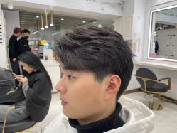 -镁连社·美联社